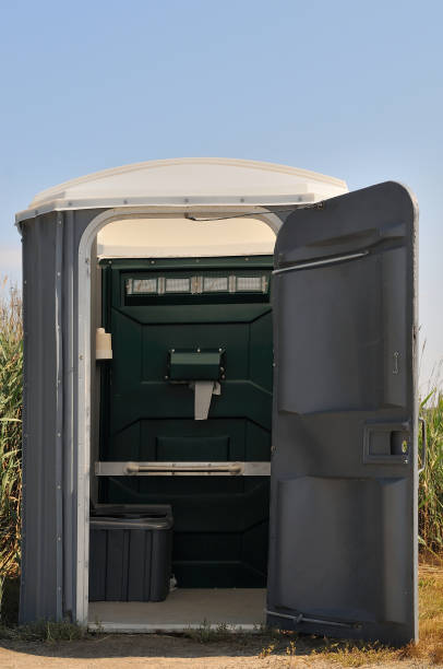 Best Construction site porta potty rental  in Summerde, AL